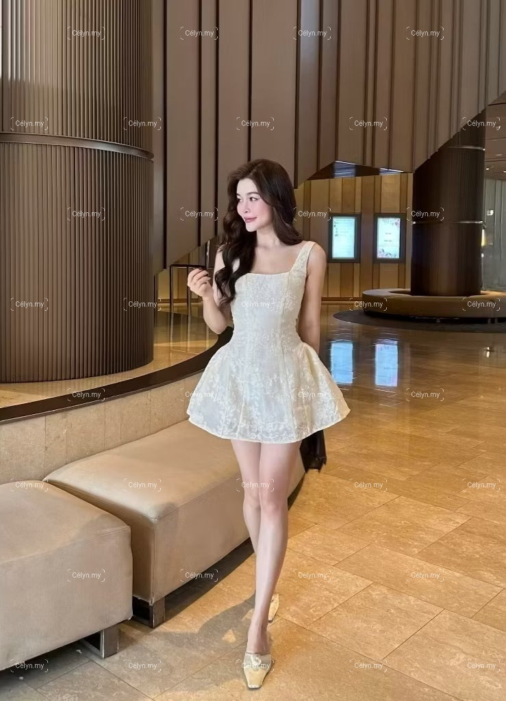 Eloria Dress