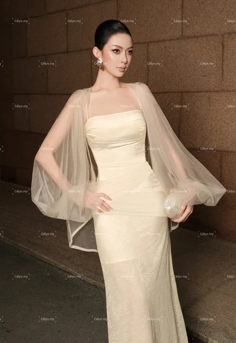Lumière Lace Dress