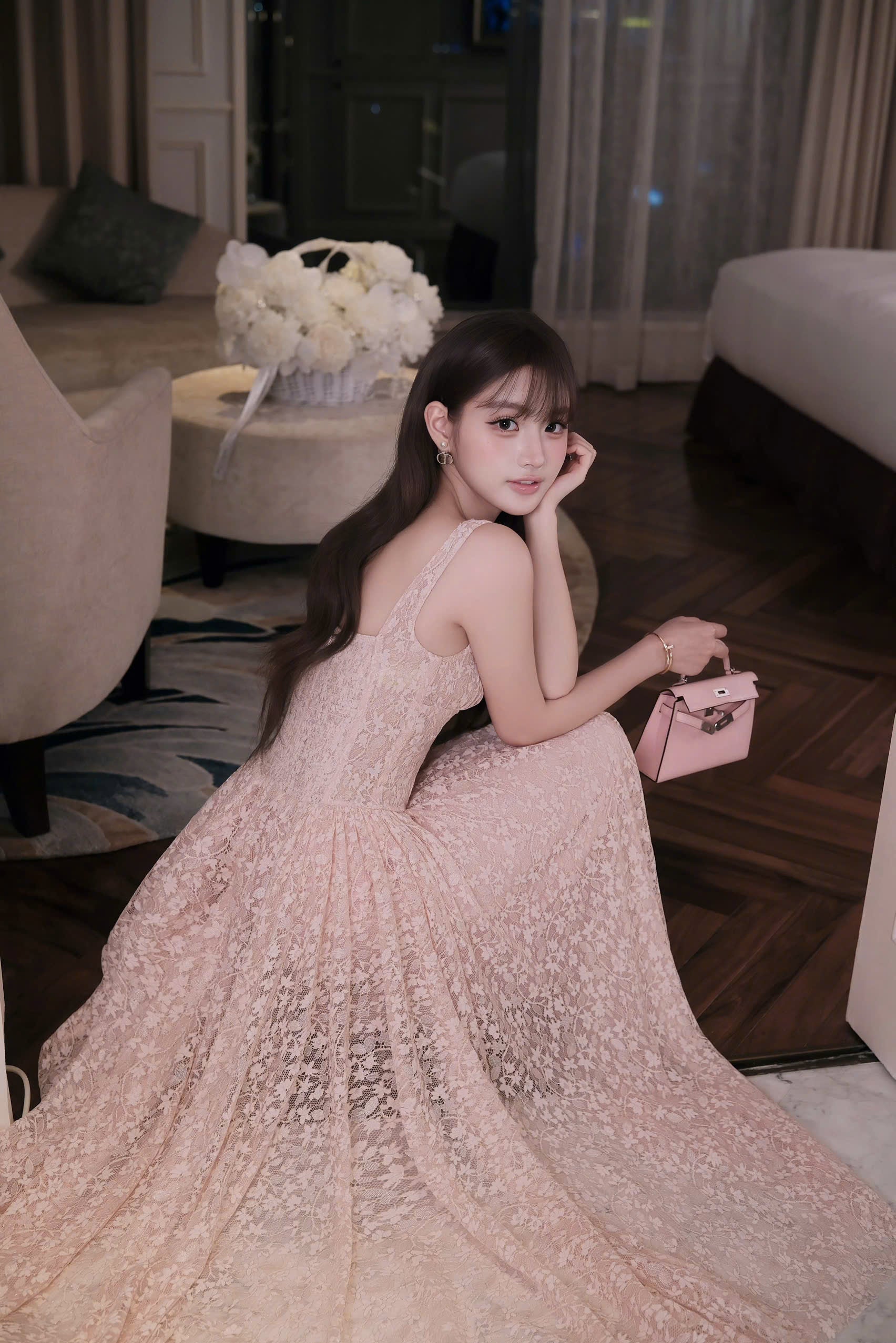 Aurélie Lace Dress