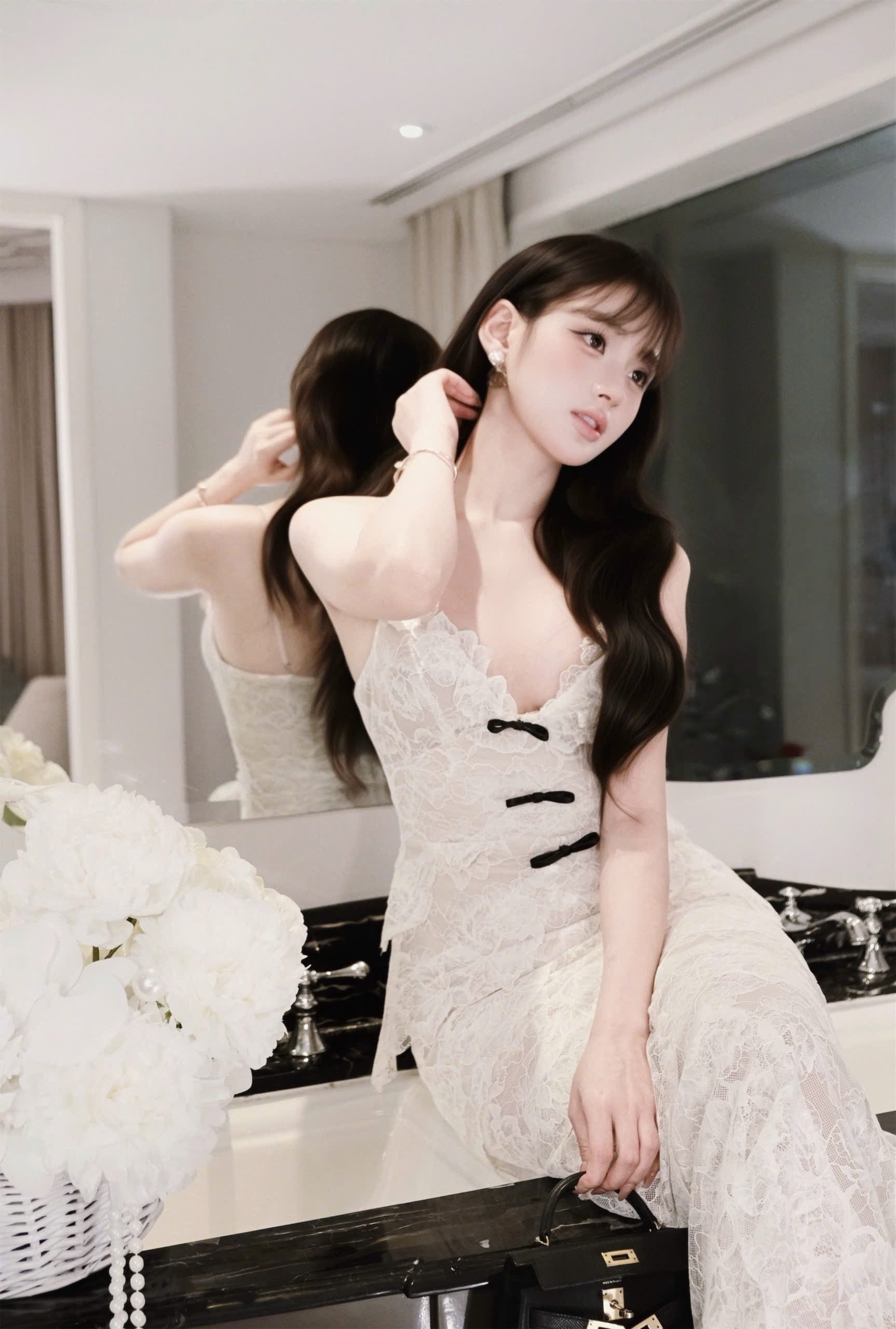 Éloise Lace Dress