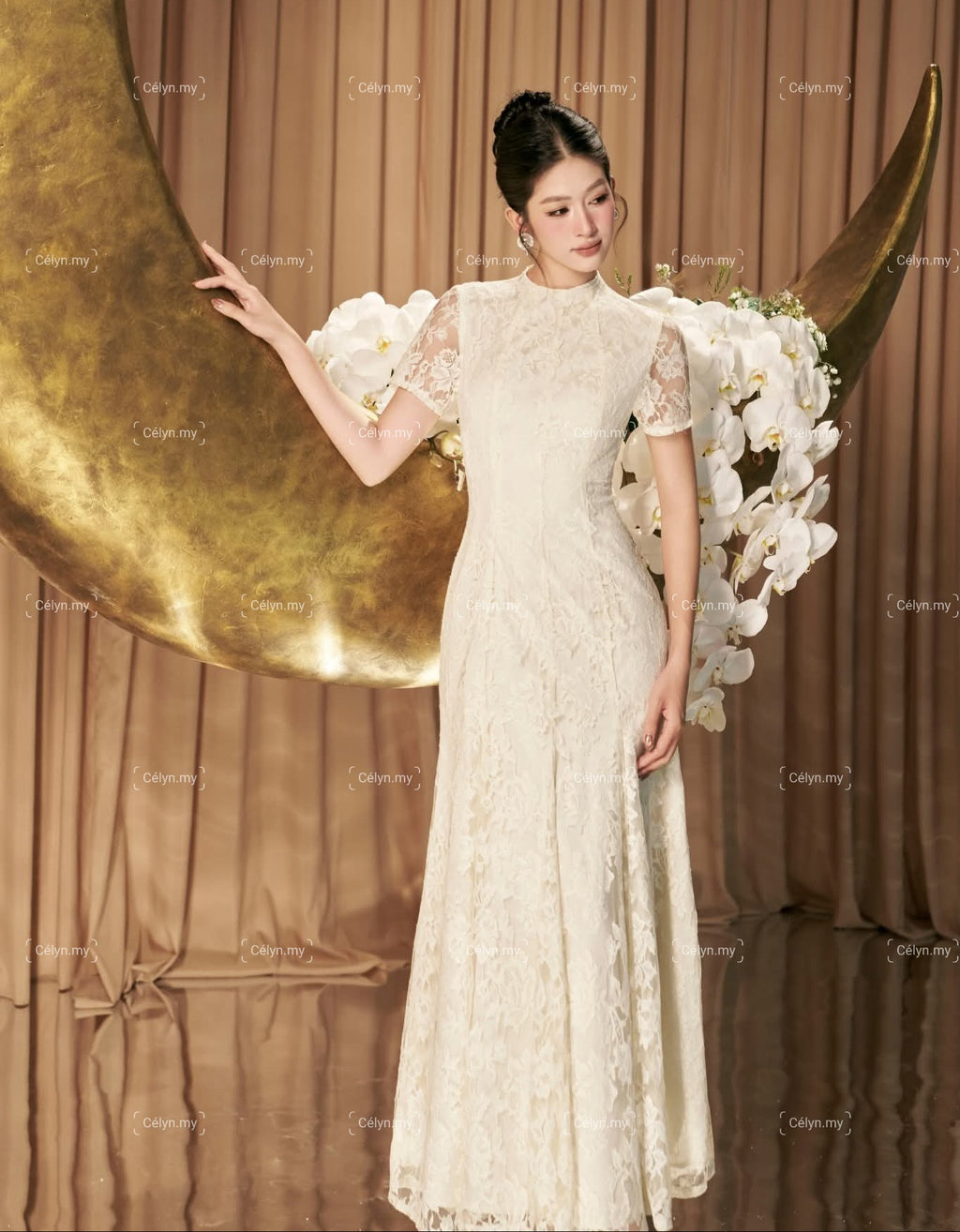 Lunaria Lace Dress